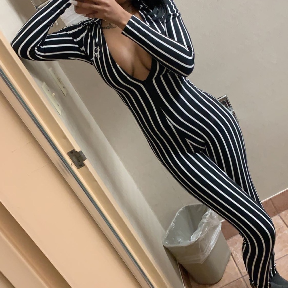 Gsuwoo bodysuit